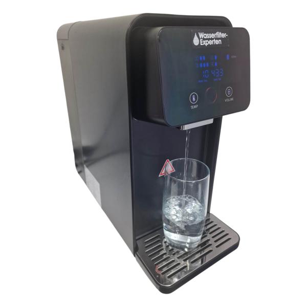 PPM‑Display der EMX Osmoseanlage in Schwarz – Anzeige der Wasserqualität vor und nach der Filtration.